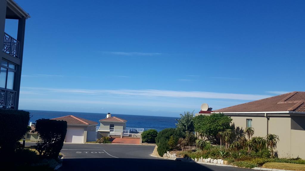 Hermanus Beach Club Apt 186 & 208 Apartment Bagian luar foto